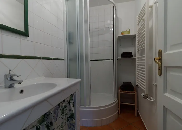 Les Celestines Lavannes